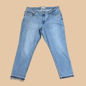 Levi’s 711 Skinny Ankle Jeans High Rise Fray Hem Light Wash Women’s Sz 20W